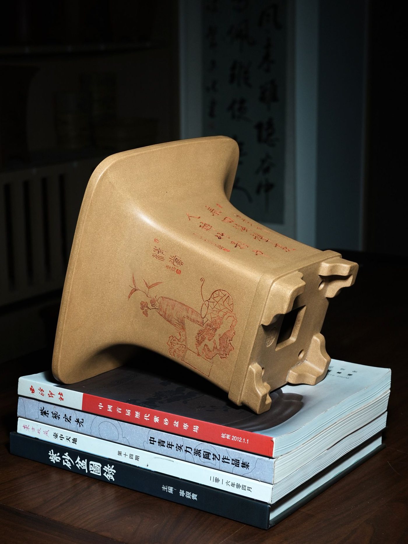 宽边束腰四方紫砂兰花盆 实拍角度3