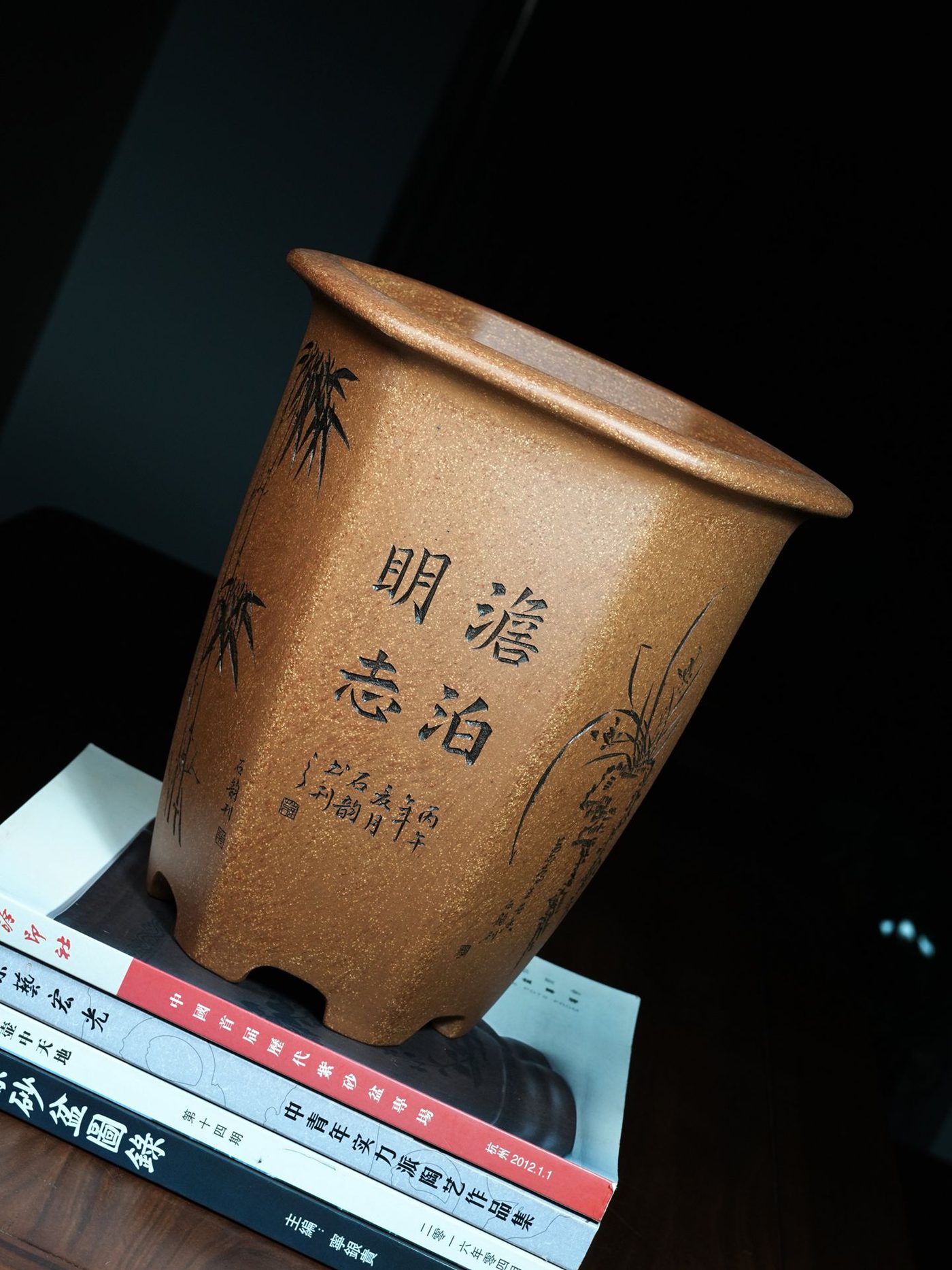 飘口六方金钟紫砂兰花盆 实拍角度5