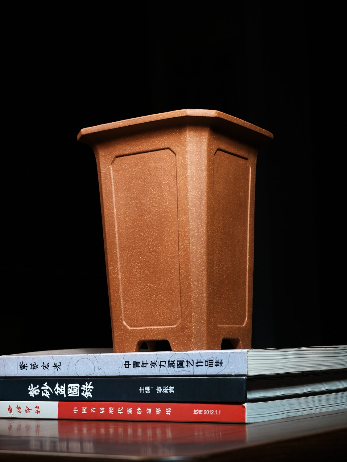 凹开窗宽口切角四方签筒兰花盆 实拍角度3
