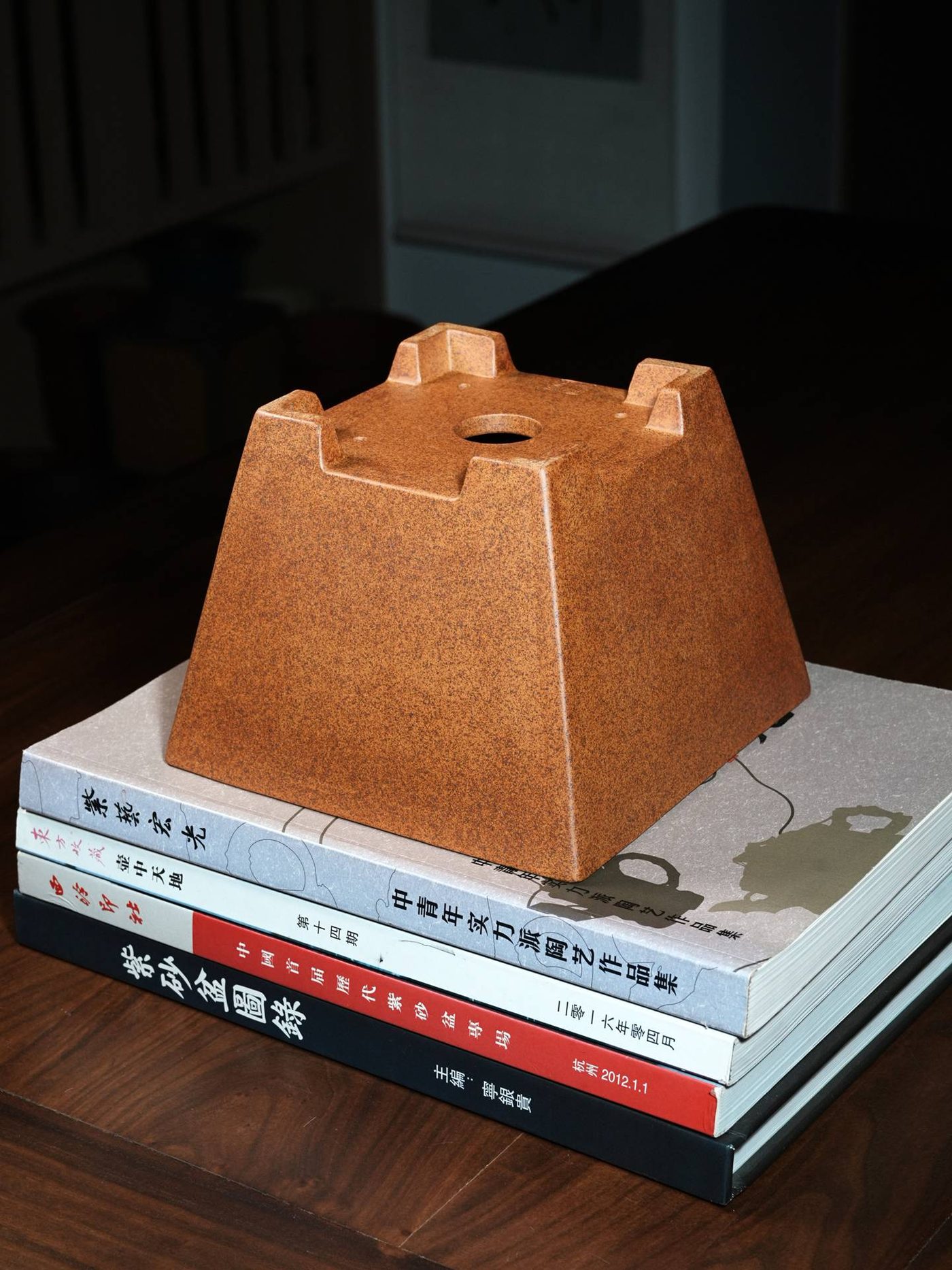 四方斗型盆 · 紫砂花盆 实拍角度7