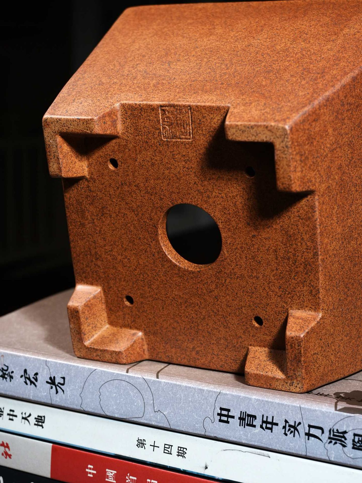 四方斗型盆 · 紫砂花盆 实拍角度8